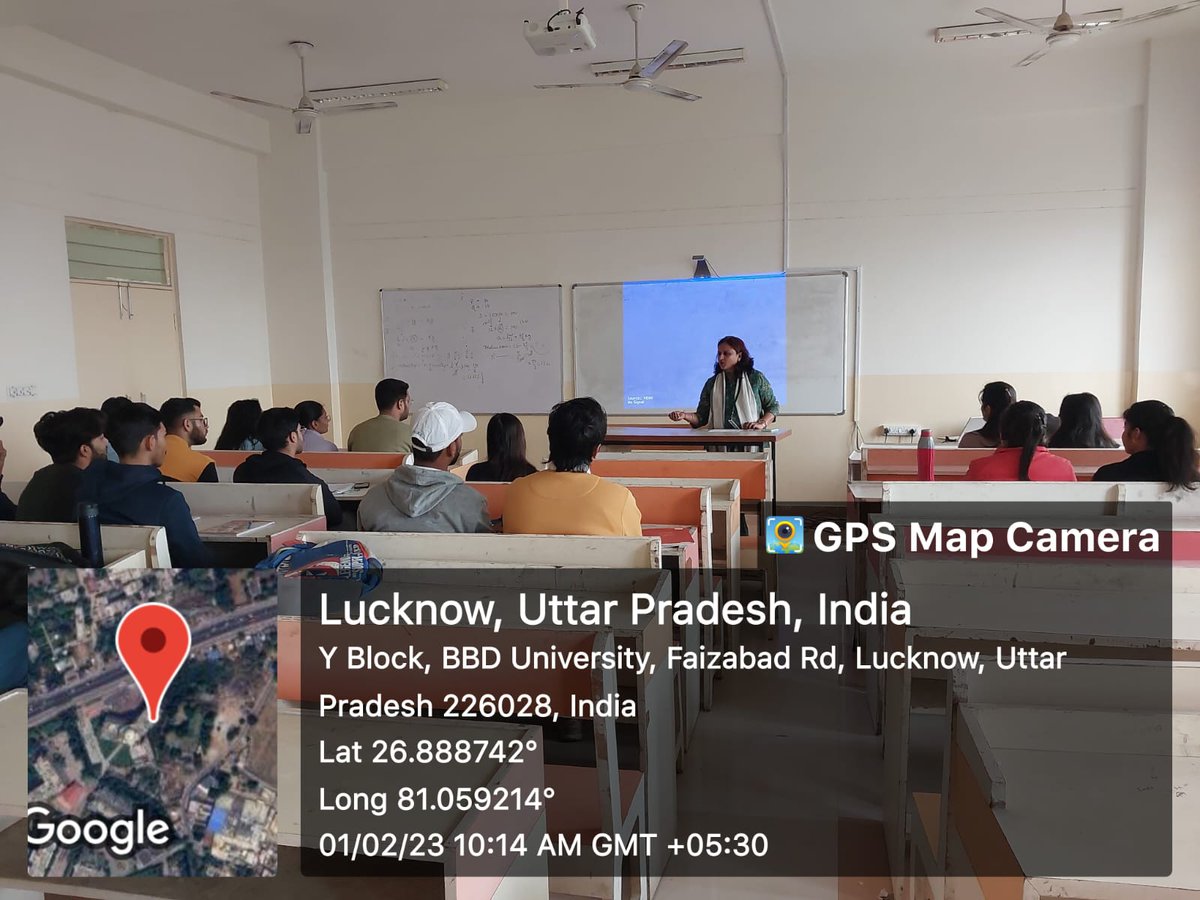 JijiwishaS's tweet photo. Youth is power!
Helping them acknowledge this is a great resource for the moment. @ManjaryUpadhyay trains the students for #softskills during the campus to corporate sessions in @BBDU through #Learnovate
#jijiwishasociety
#campustocorporate
#trainingforfundraising https://t.co/6S3k6y8wh8