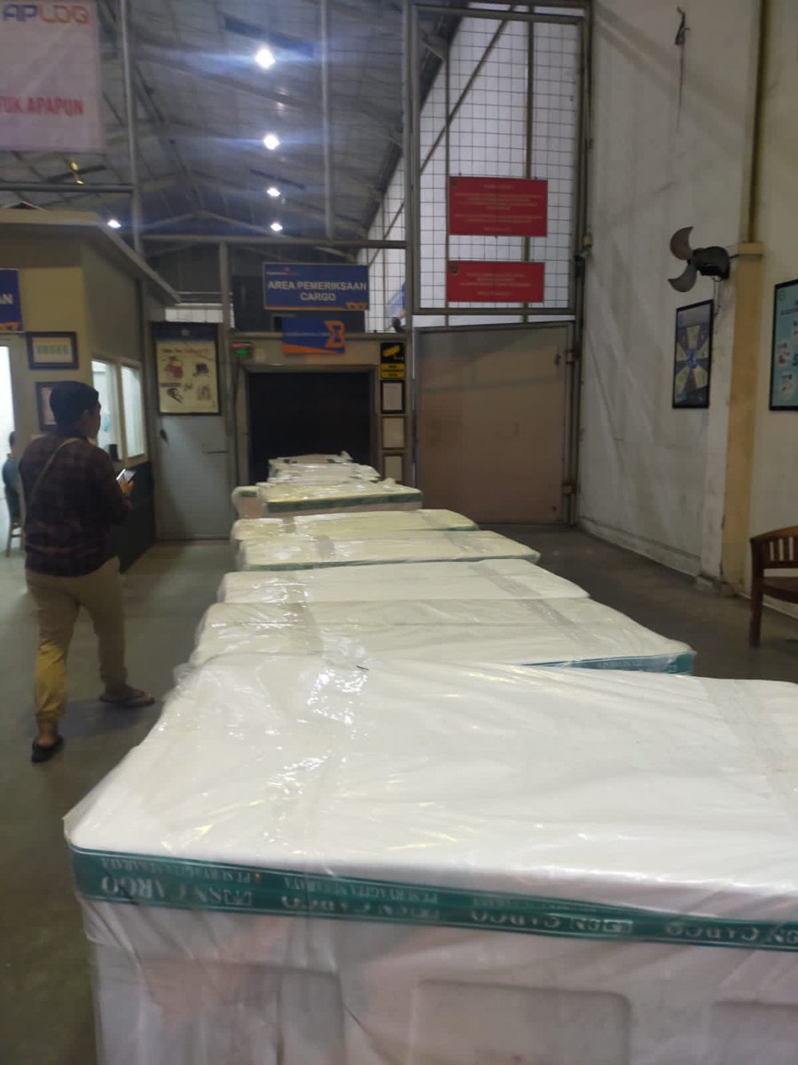 MarineCulture's tweet image. 06 FEB 2023
#ICSGRTC

Area Pemeriksaan Cargo (X- Ray)
i. Pemantauan barang [re-handling] oleh tim SN Cargo &amp;amp; personil GRTC bagian logistik @PBudiase
#traceability