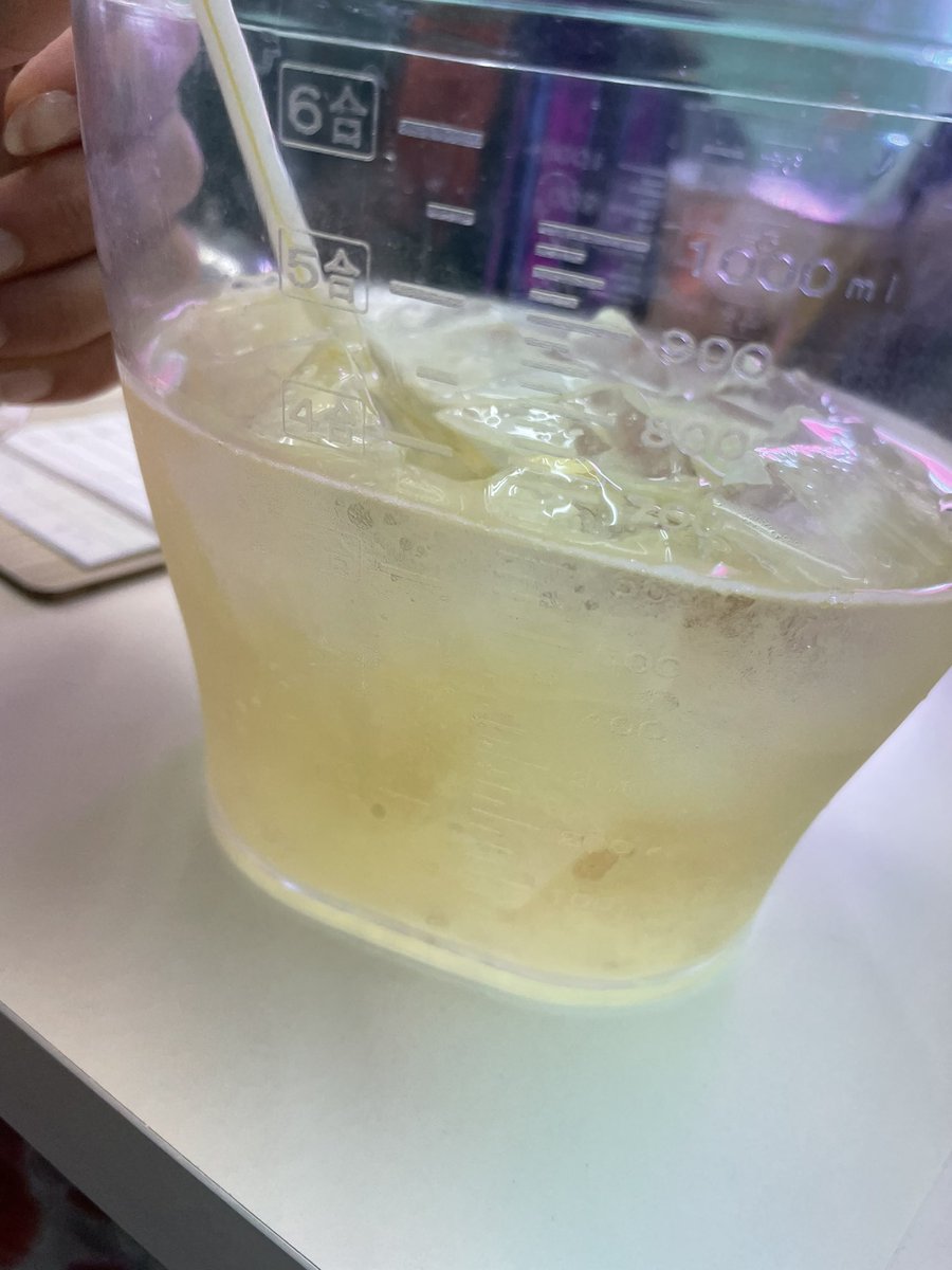 昨日は本当に沢山ありがとうございました🙇‍♀️
無事に？夢番地を卒園しました！
最後の方の記憶がございませんが、本当に色々嬉しすぎた🥺(多分最後の方暴れてましたごめんなさい。
本当にありがとうございました🙇‍♀️
次の所でも元気に頑張ります🐥