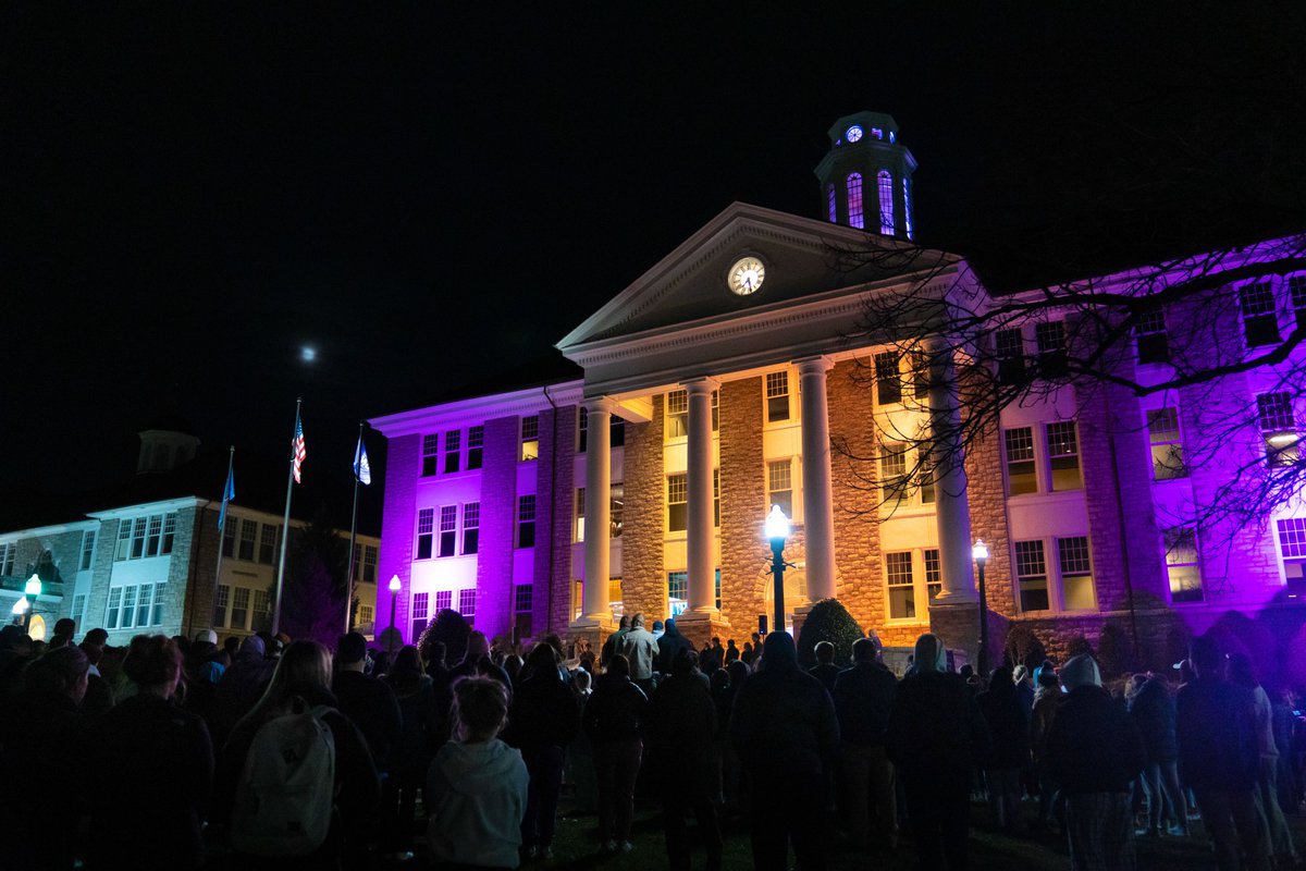 Tonight, the JMU Community came together for a candlelight vigil on the Quad to honor the three students who lost their lives this week and two that are recovering. 💜💛