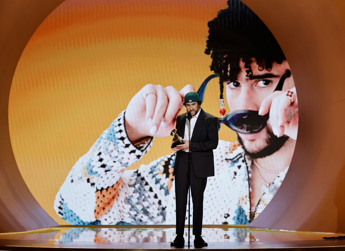 BuzzFeed's tweet photo. BENITO we love you! Congrats on winning Best Música Urbana Album @sanbenito #GRAMMYs https://t.co/TEmAkPvgtK