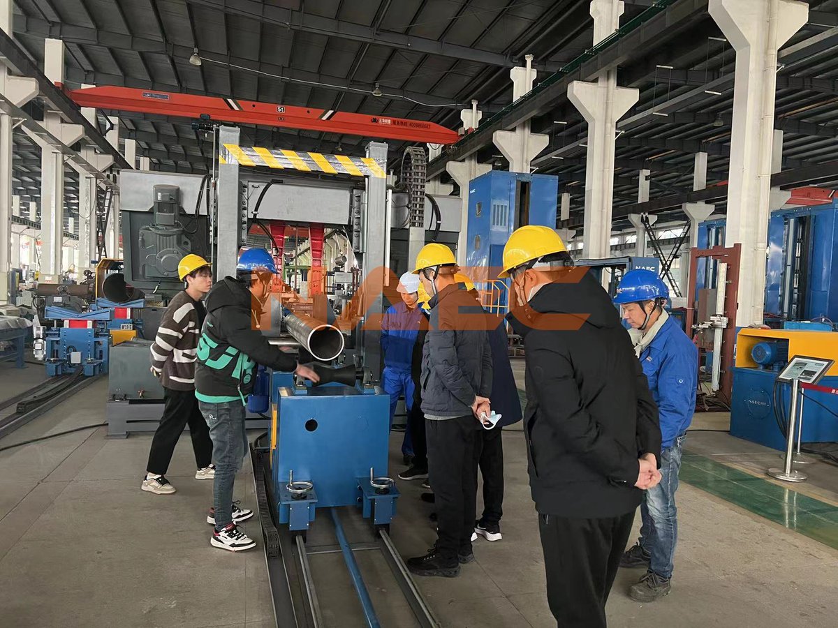 NAEC025's tweet photo. #Customer_Visiting #fabrication #Welding #intelligent #Intelligent_Manufacturing #robotic
At the beginning of the Chinese New Year, everything takes on a fresh and new look. This week, a group of customers came to NAEC for visiting and had an in-depth communication. https://t.co/PjyoaSbAED