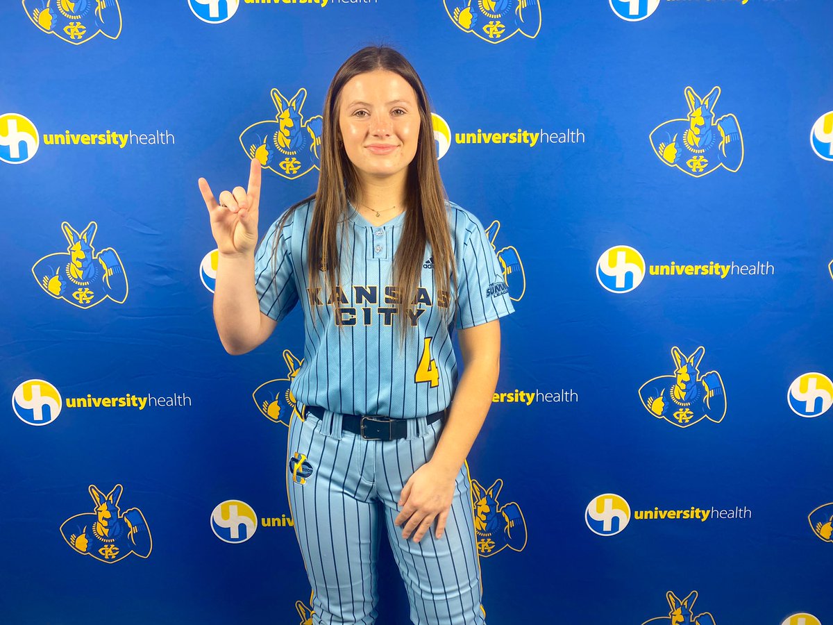 Can’t wait to be a Roo!!! @BTurner_75 @TGA_Westhoff05 @topgunfastpitch @KStokes10 @kelseyaikey @Ms_Bayless9 #ROOUP🦘💙
