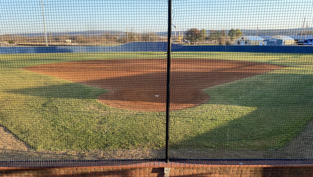 We have a few 24’s committed but we’re still looking for more that want Eastern as their home for a couple years. We will graduate a big class in 24 so there’s quite a few spots on the table for the taking. Shoot me a dm or email and let’s talk about it!