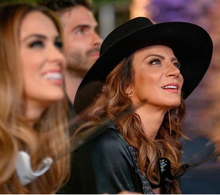 Mafae_SNavarro's tweet photo. #LaSuerteDeLoliPy todos nos enamoramos de ella https://t.co/r6AKj64LRT