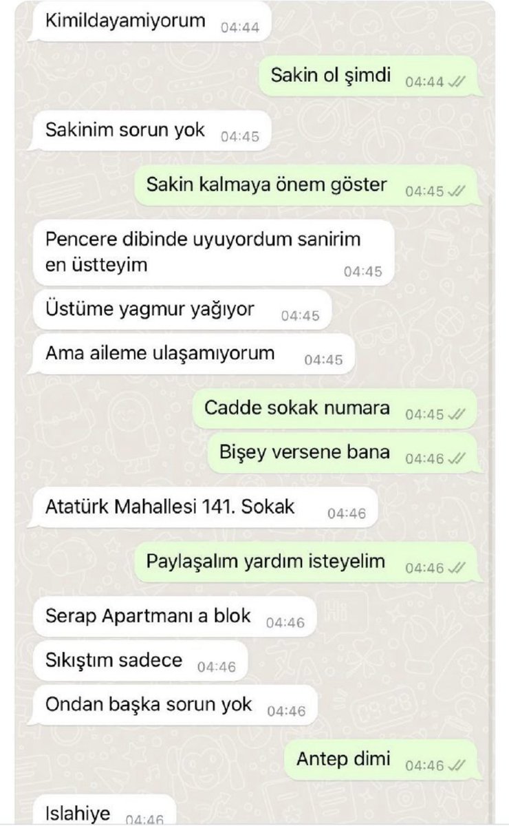 selcukyakupp's tweet photo. Rt yapıp yayalım!!! #deprem #islahiye #antep https://t.co/tefLkw3fSc