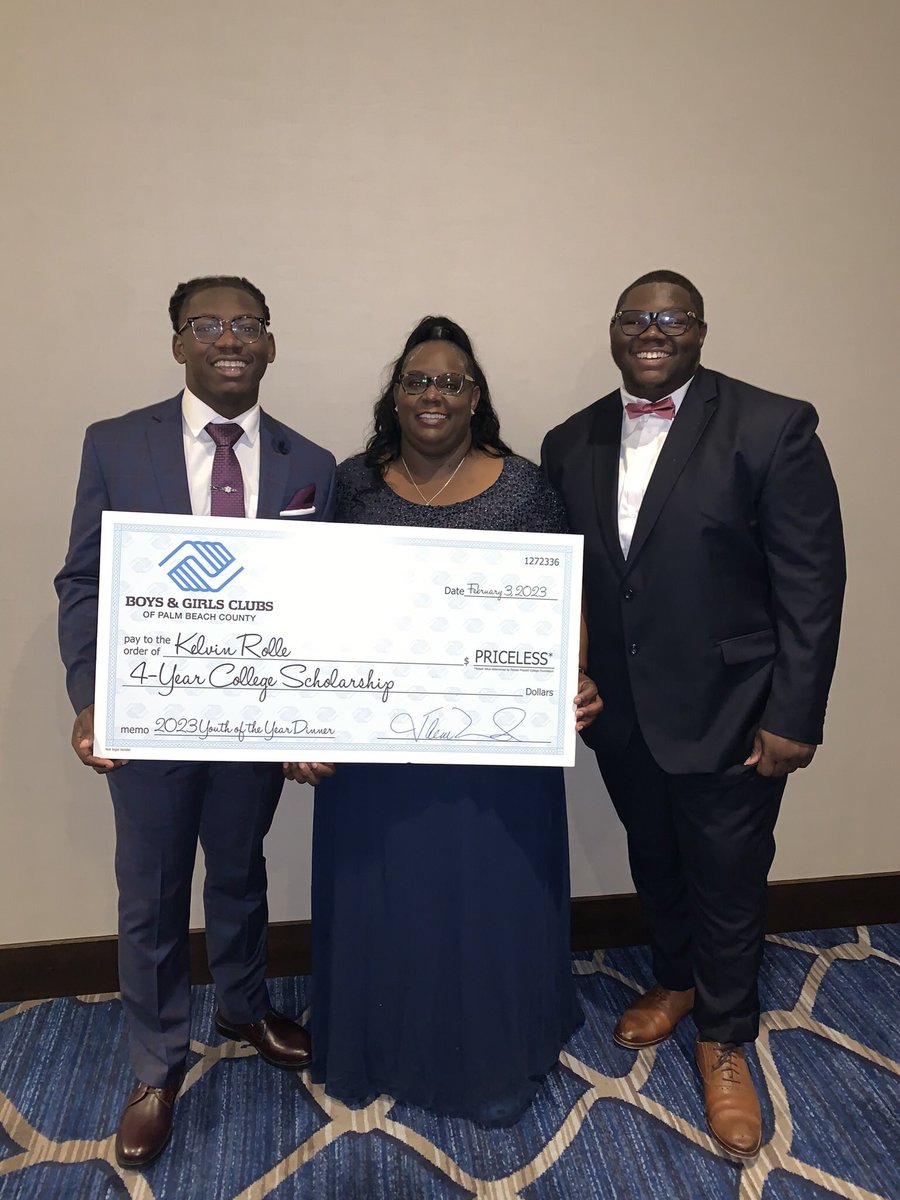 Rolle_tish tweet media