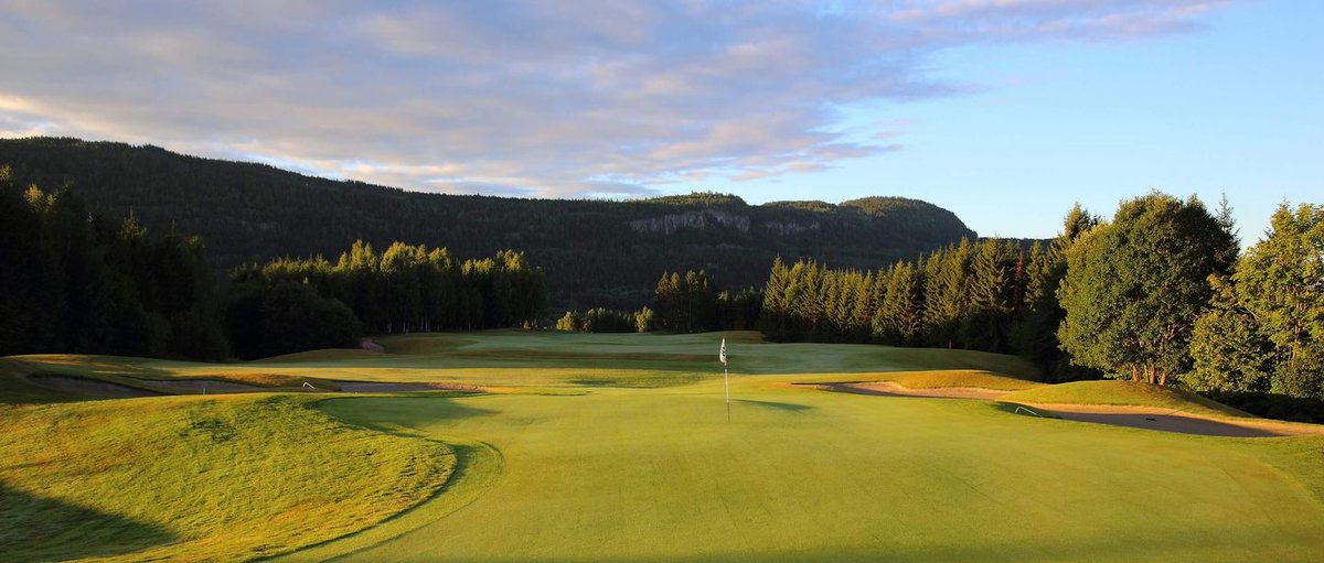 RTJ2GolfDesign's tweet photo. RTJII's Holtsmark Golf Course was named the 4th-best golf course in Norway by @GolfDigest.
#RTJII #Holtsmark #GolfBeauty https://t.co/8Rz9vWAsm3