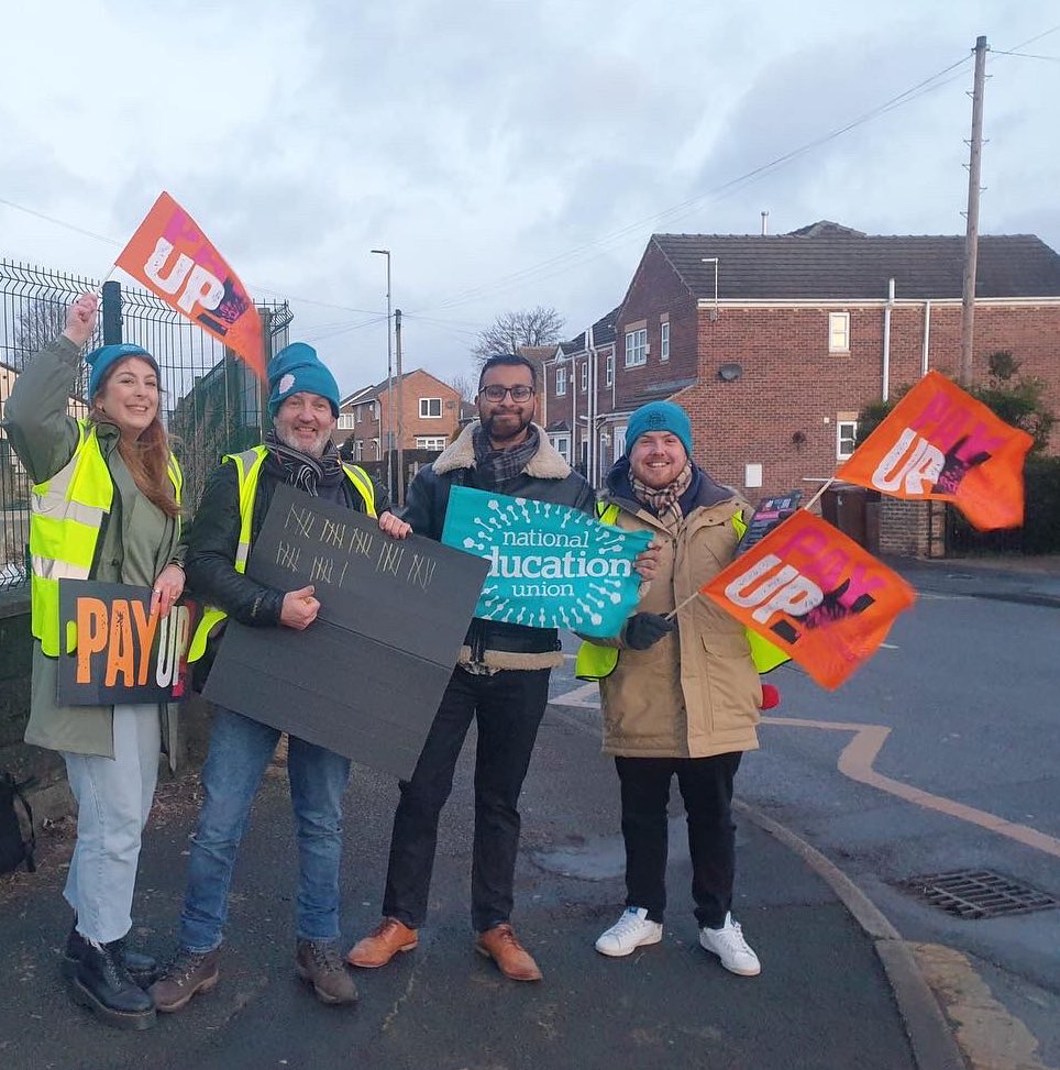 UsmanAli4Ward5's tweet photo. I had the opportunity to stand in Solidarity with the teachers and other workers striking this week. I had the opportunity to support NEU members outside Crofton Academy  &amp; support my former primary school teachers at the Wakefield Rally. https://t.co/NKZ4p6io2a