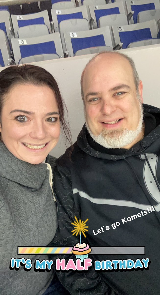 jande8586's tweet photo. Let’s go Komets!! @FWKomets #LetsGoKomets https://t.co/HtdLeHjmRL