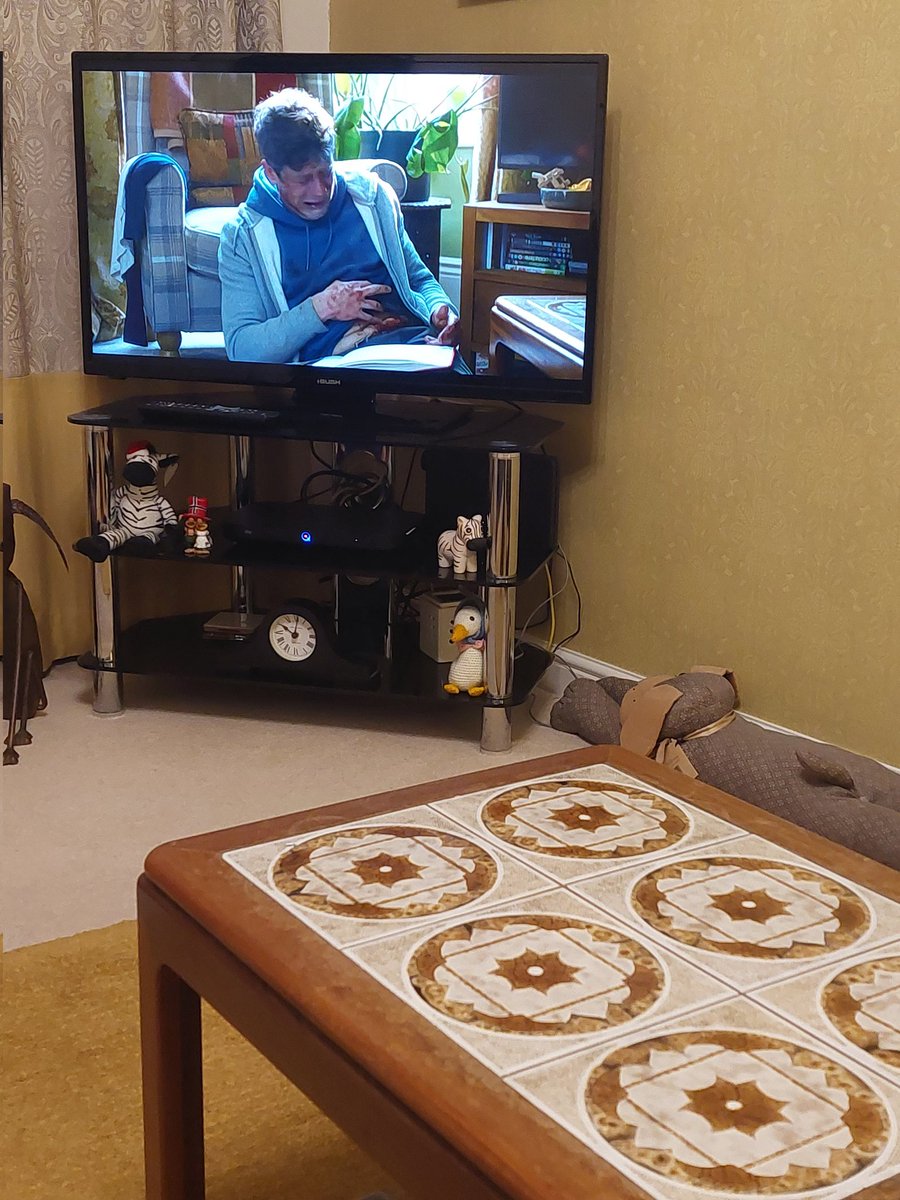 When you realise Tommy Lee Royce has been using your 60s coffee table #HappyValleyFinale