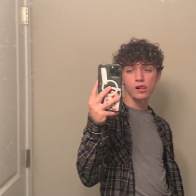 jparham1202's tweet photo. #NewProfilePic https://t.co/5wl70PZtW3