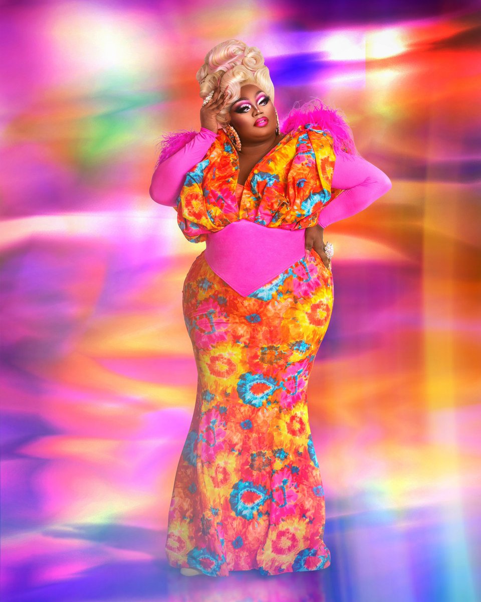 foxxy_doll's tweet photo. Just making a splash on the Screen.💥🎨#tiedye 

Look by @lashauwnbeyond 
Hair by @wigsbygolgi 
Photographer @ganesha_photo 
Photo Editor @retoucher_ryan 

@rupaulsdragrace  #rodr15 #rupaulsdragrace  #malaysiababydollfoxx https://t.co/HllMoiFl83
