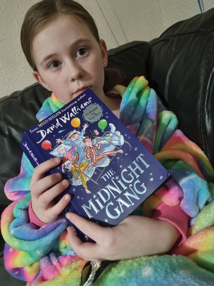 GemmaDewar2's tweet photo. This girl absolutely loves reading and wants to get this message to the man himself @davidwalliams #MidnightGang #GangstaGranny #LovesReading #Inspired https://t.co/xM9WeQfMwk