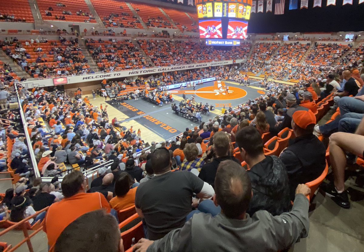 ChadWeiberg's tweet photo. The @CowboyWrestling win over Mizzou caps off a great weekend for @OSUAthletics including Fridayโs dual win over Michigan and Saturdayโs @OSUMBB & @OSUWBB wins over TCU! Gotta love it! #GoPokes https://t.co/2ddBY3FX7X