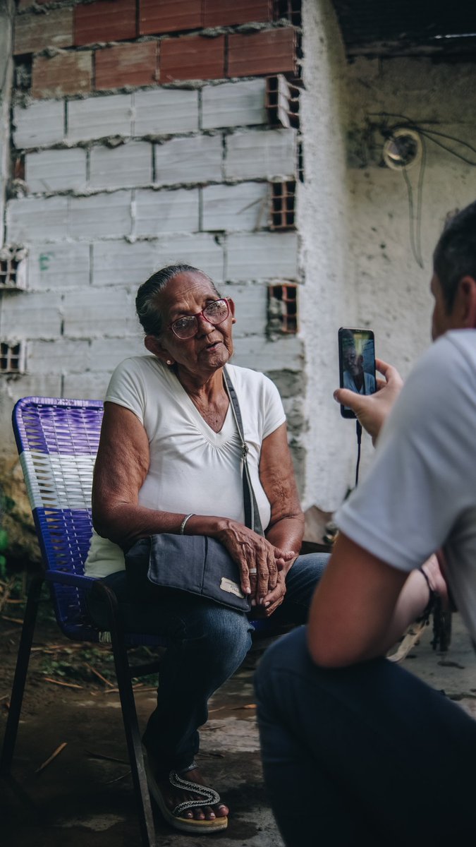 hcapriles's tweet photo. Feliz domingo para todos, aquí estamos y aquí seguimos. 

Mi amor infinito para los abuelos de nuestra Venezuela, qué ejemplo para este país. https://t.co/fysyDslNrO