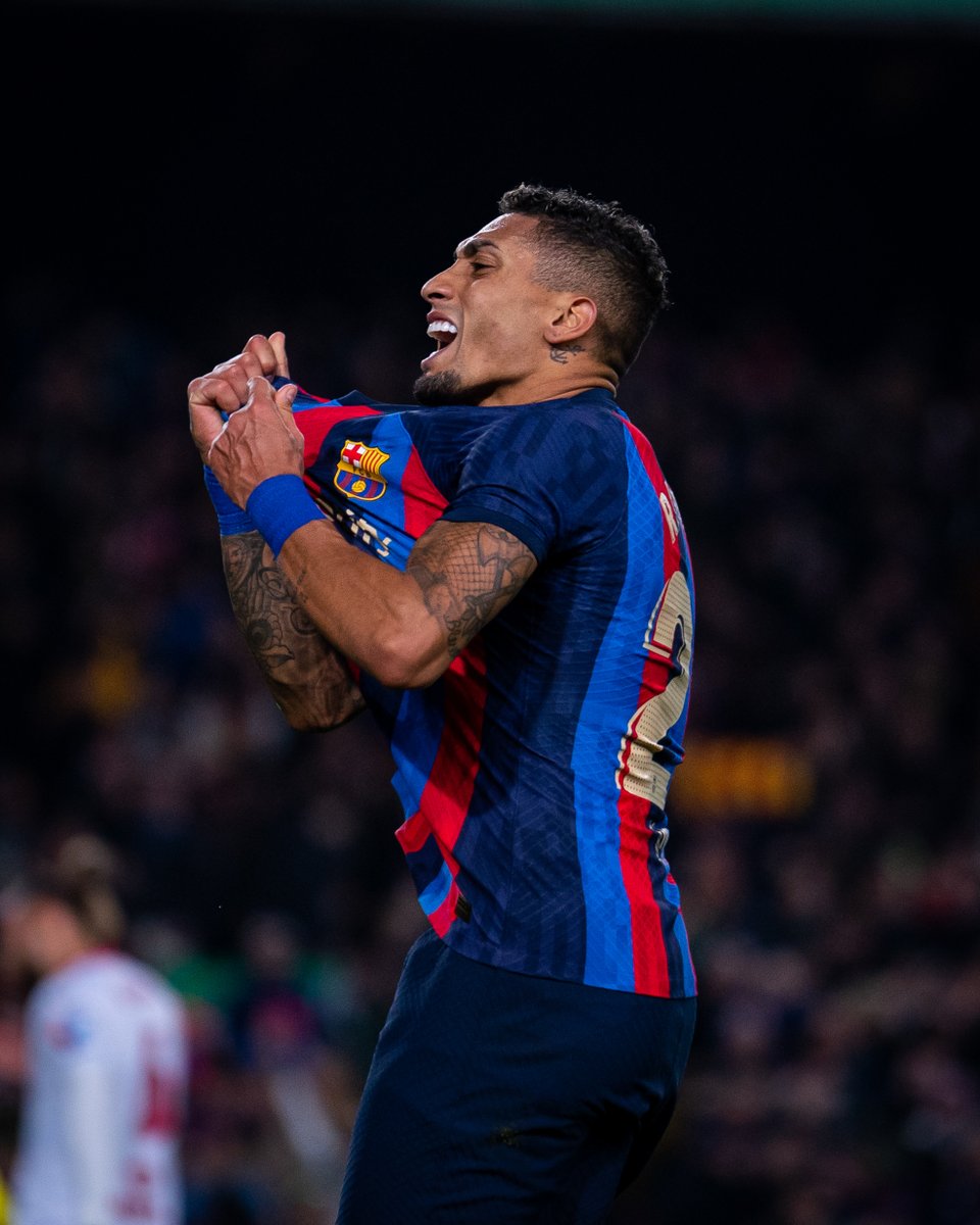 FCBarcelona_cat's tweet photo. Tu ets el Barça 💙❤ https://t.co/aJKbm0aVYS