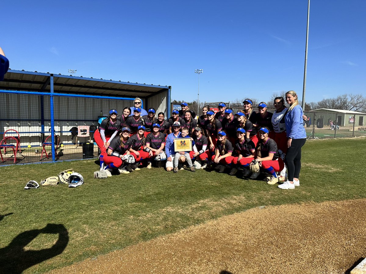 Congrats to Coach Mullens on his 200th Murray State win. Here’s to many more!!! ♥️