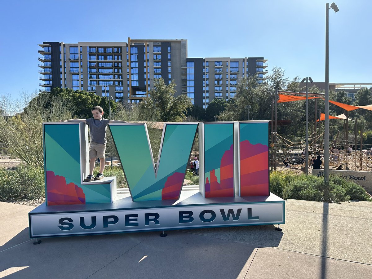 Ruben Gallego tweet media