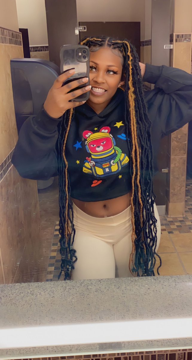 IttyBittyPresh's tweet photo. Be more of you, and less of them 🥰 https://t.co/0c07QVwgOy