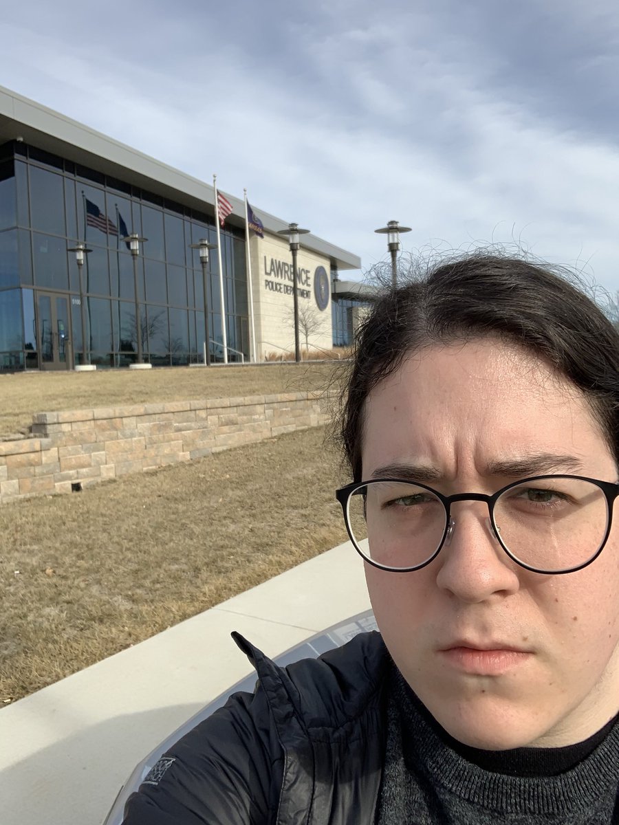 j304_strasma's tweet photo. Lawrence Police Department! I lost my photographer https://t.co/66XhSge9yV