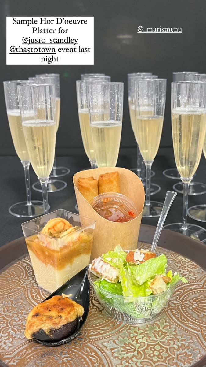 marismenu's tweet photo. Hor D’oeuvre Platter for @Jus10_Standley’s #ThaTown event 

Shrimp &amp; Grits 
Crab Stuffed Mushrooms 
Veggie Lumpia 
Caesar Salad https://t.co/nHd1RUyCh7