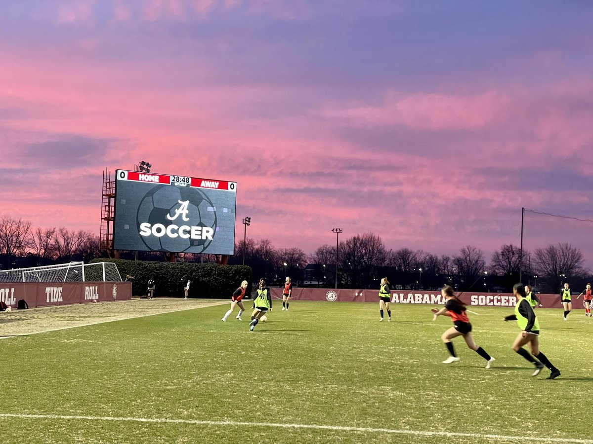 David_Strother_'s tweet photo. Thank you to @UACoachHart for having me over for the @AlabamaSoccer Winter ID Camp.  It’s always a great event, but the views this trip stood out just as much as the talent did on the field ⚽️ https://t.co/4xMpYDHKDV