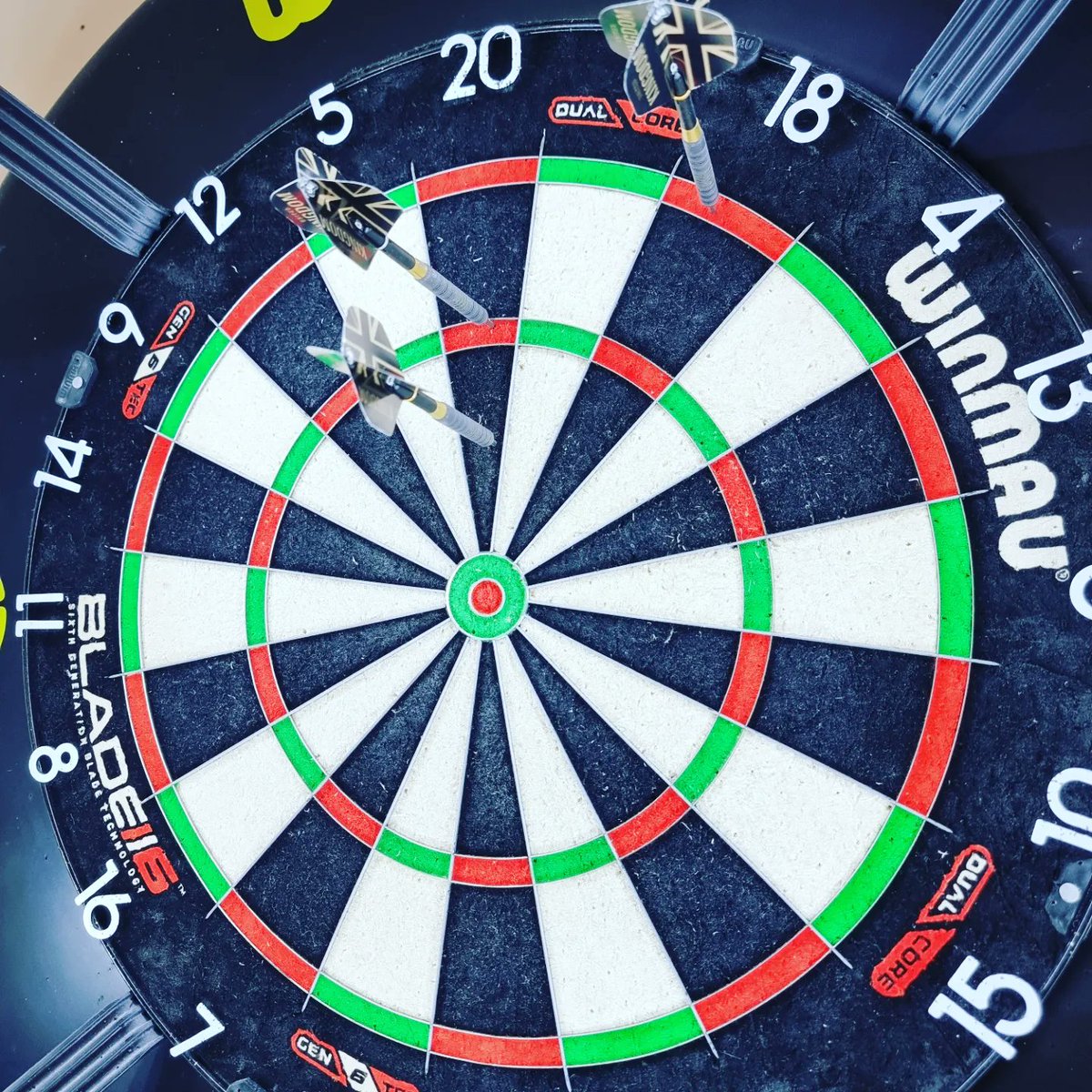 numbnut93's tweet photo. After tonight's practice I think I'm finally getting over my dartitis after nearly 3 months... 116 finish and very very close to a 131 in the following leg for a 15dart leg... #darts #lovethedarts #dartitis #practice #practicemakesperfect https://t.co/bg0lju9fZI