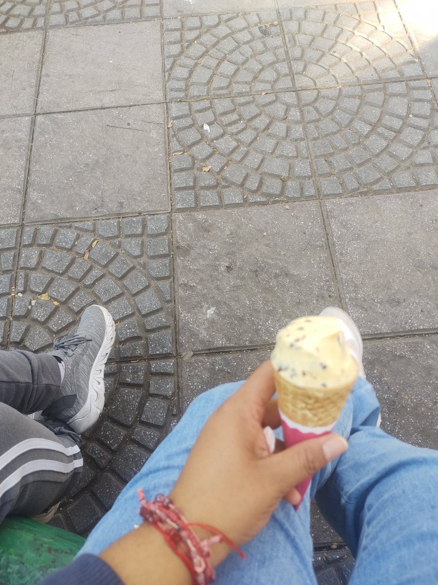 SSMagiee's tweet image. #Feliz 😊
#Primis👩🏻‍❤️‍👩🏻
#Heladito🍦