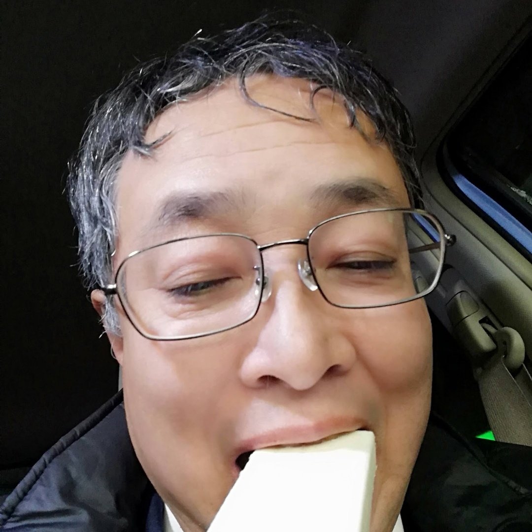 tomodaske's tweet photo. #新しいプロフィール画像 https://t.co/TBBHUGSAJz