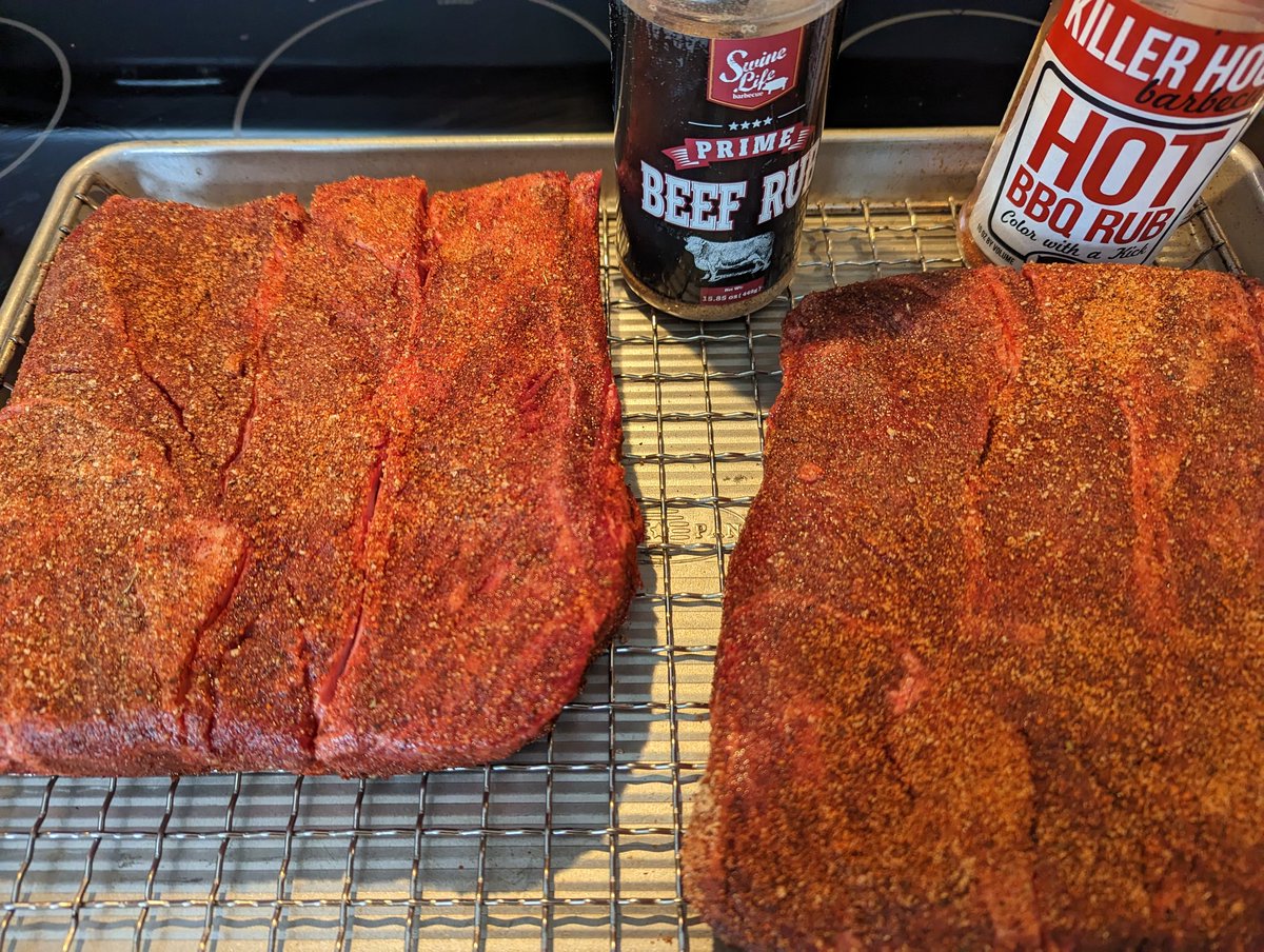 BbqMitten's tweet photo. Pulled Beef, https://t.co/tQwWrErFeB follow this. It was great and a do again. https://t.co/dILTMan6Lg @HowToBBQRight @BluesBBQNY #beef #pulledbeef #bbq #food #michiganbbq #grilling @thisgrilllife @ignitegrilling @GoBigorGoBBQ1 @LetsdothisBBQ @MessyQ_BBQ @thespicygnome https://t.co/j3r9n2K6ts