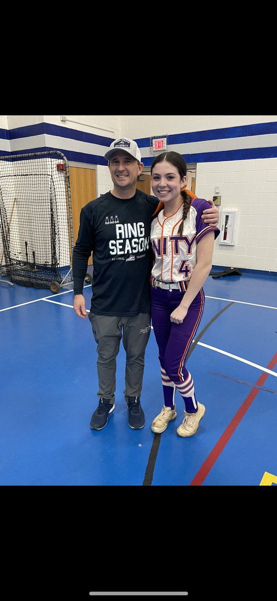Sydney Floyd tweet media