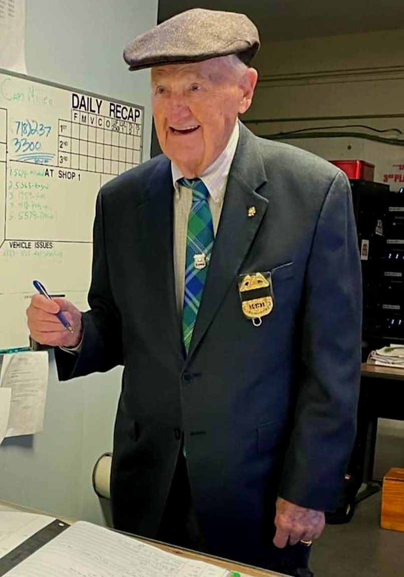 PAPD911's tweet photo. RIP NYPD Sgt. David McDonald, Ret'd., father of NYPD Icon Det. Steven McDonald, EOW 1/10/2017.
Sgt. McDonald, rest in the Lord's eternal embrace.
#sbanypd #NYPD #PAPD #papdprotectsnynj #papba https://t.co/Jv9KfLEe5s