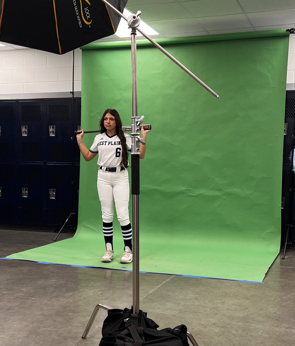 WPlainsSoftball's tweet photo. 🐺 JERSEY REVEAL 📸 Had a great day at media day! Thank you @WPHSbooster and @PicturedCollec3 for getting awesome pics of the girls! Shout out to @CanyonAthDept for designing some awesome jerseys for us. #BackThePack https://t.co/dCIB3ZhohA