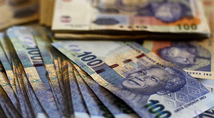 Uguyouthradio's tweet photo. If you had one billion rand to spend to make South Africa better, what would you do? https://t.co/XVKaGGxy8O