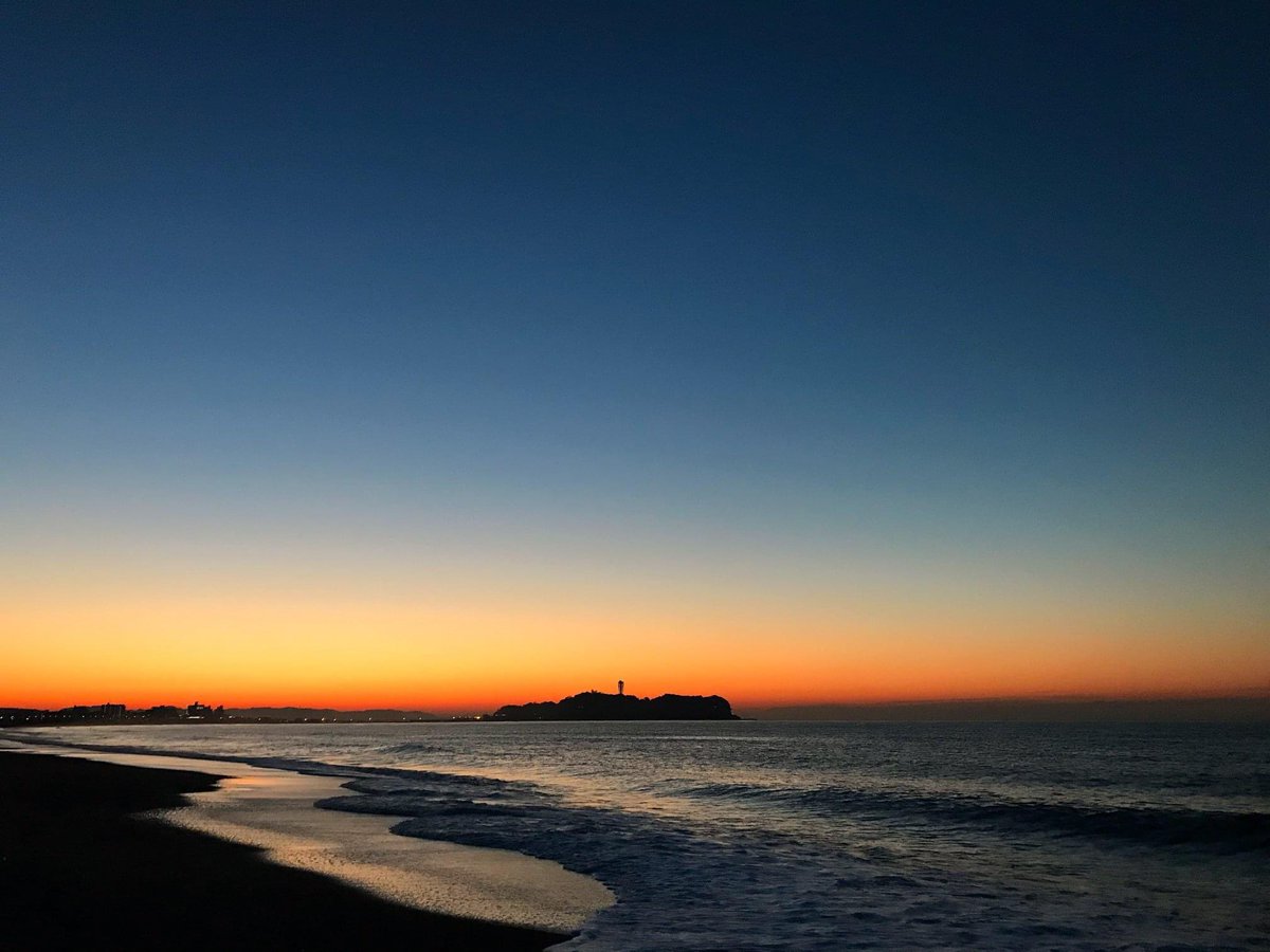 冬の夜明け

#surfing #surftrip #surfers  #surfphotography #surfphotographer #湘南 #鵠沼海岸 #iosawamura #東久留米の写真家    #surfinglife #スクールフォトグラファー