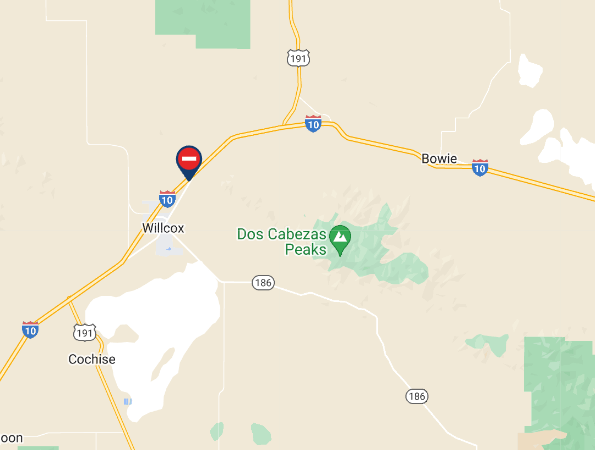 ArizonaDOT's tweet photo. I-10 WB near Willcox (mp 344): The freeway is closed due to a crash. All traffic must exit at or before mp 344. In addition, the left lane on the EB side is closed.

There's no estimate for the freeway to reopen.

#aztraffic #WillcoxAZ https://t.co/eDRMuvrCgR