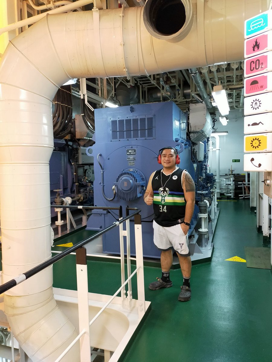 SuobironJohn's tweet image. #EngineCheck 🤍🚢⚓