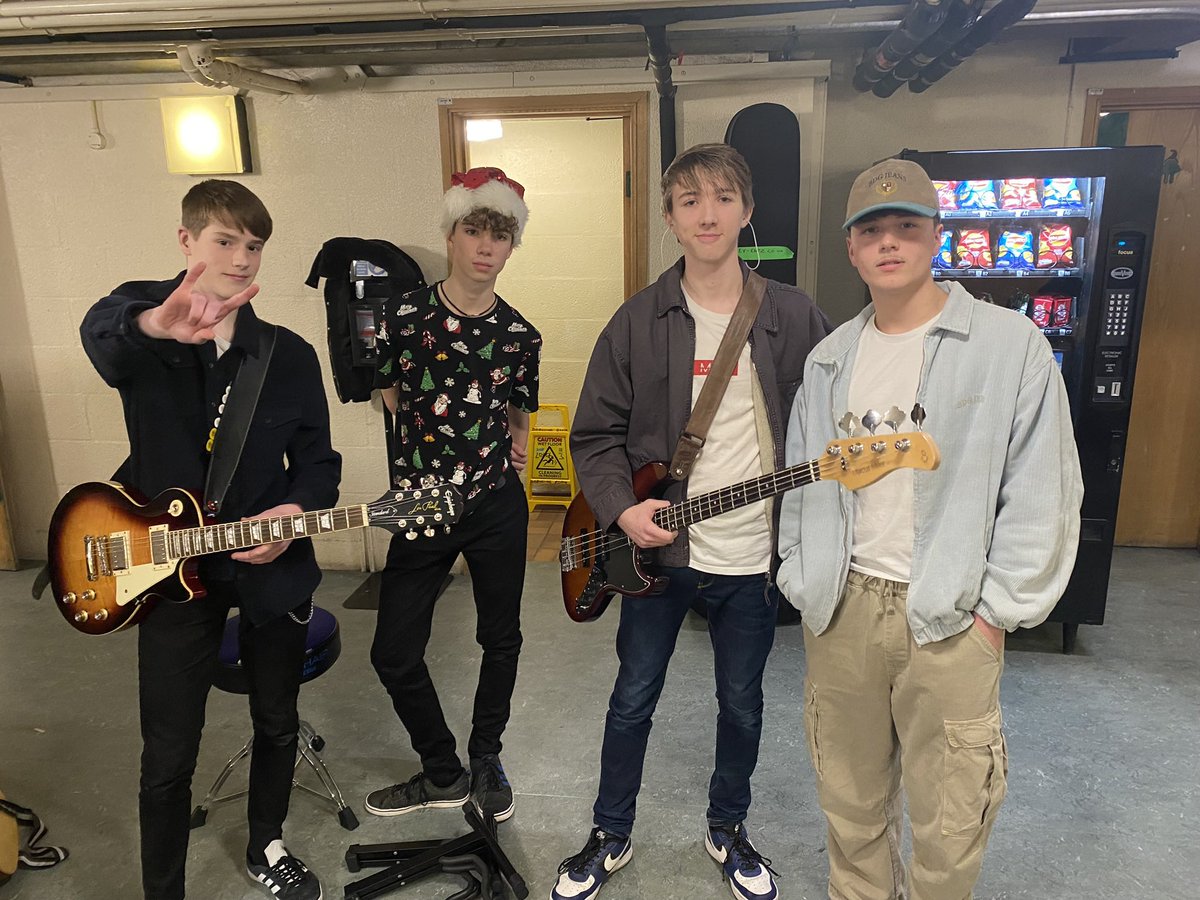 the8_48's tweet photo. 2 months ago today 🤩 @stdavidshall https://t.co/5E0LVOx3M2