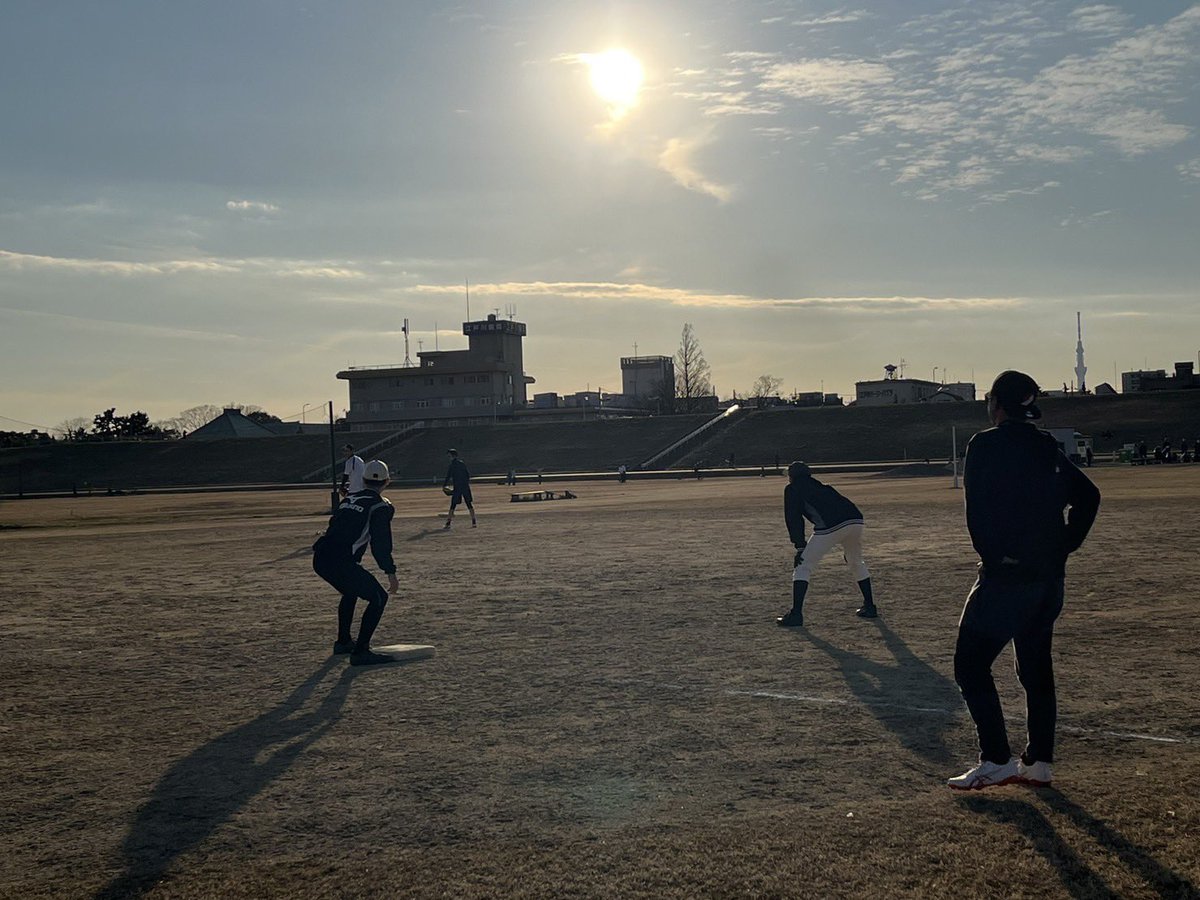 こんばんわ。
ファンブルズSNS担当です。

昨日は4時間練習でした！
バッティング練習など、良い練習が沢山できたと思います。