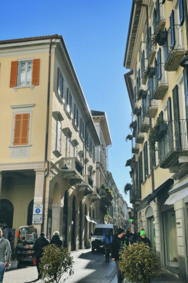 streets of italy