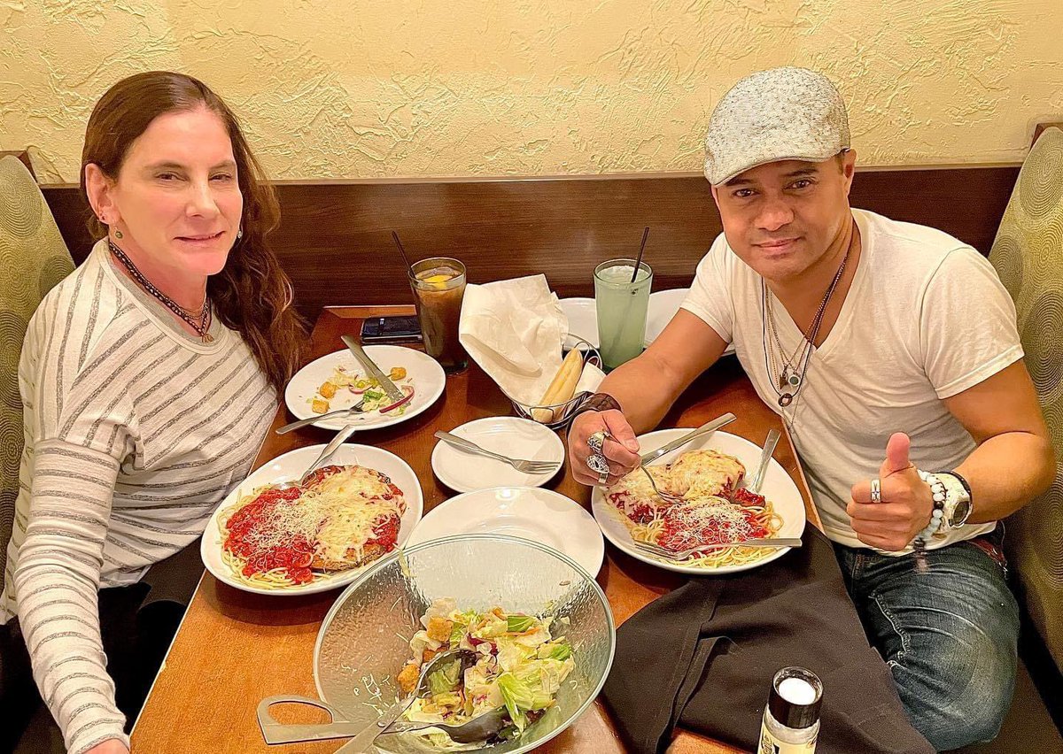 TyroneTann's tweet photo. #PowerLunch meeting with One of my #FavoriteProducers in this Biz, that I am so #Blessed2Know! :)
#LoveMovieMaking
-w/ #AmyWilliams https://t.co/4ssb961DHC