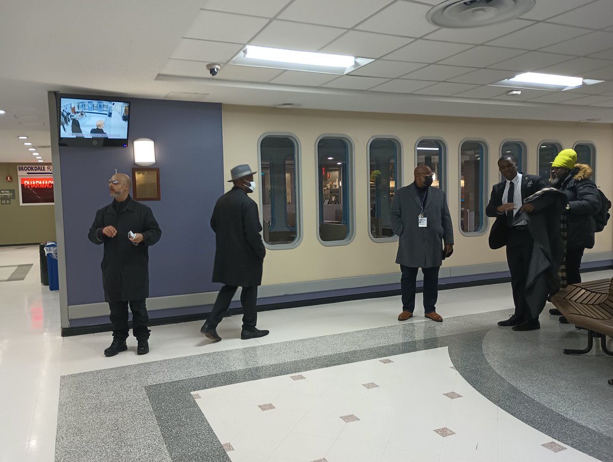 The Unity Prayer for the Off-Duty Officer Shot 2/5/23 Brookdale Hospital hosted by United Clergy Coalition <a href="/eventsdirector/">Alejandro Zayas</a> <a href="/NYDO_1993/">NYDO</a> <a href="/GOALny/">Gay Officers Action League NY</a> <a href="/NYPDDesi/">NYPD Desi Society</a> <a href="/67ClergyCouncil/">The GodSquad</a> <a href="/pastormonrose/">Dr. Gil Monrose 🇻🇮🇱🇨</a>