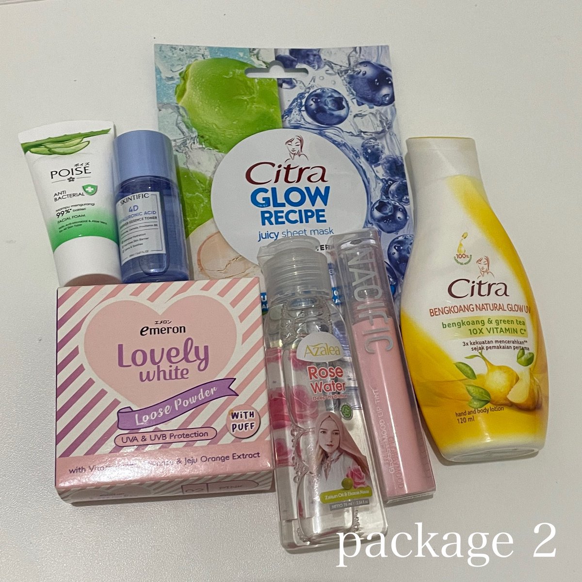 blushyrosy_'s tweet photo. GIVEAWAAYY🔔

Haiii guys aku mau giveaway paket ini untuk 2 orang hihi isinya campur ada skincare, bodycare and makeup! Semuanya new yaa

Rulesnya gampang kok cukup follow aku &amp; RT tweet ini sama reply paket mana yg kamu mauuu

Detailsnya aku taro di bawah, good luck guys💗 https://t.co/hLcLcGwQ8a