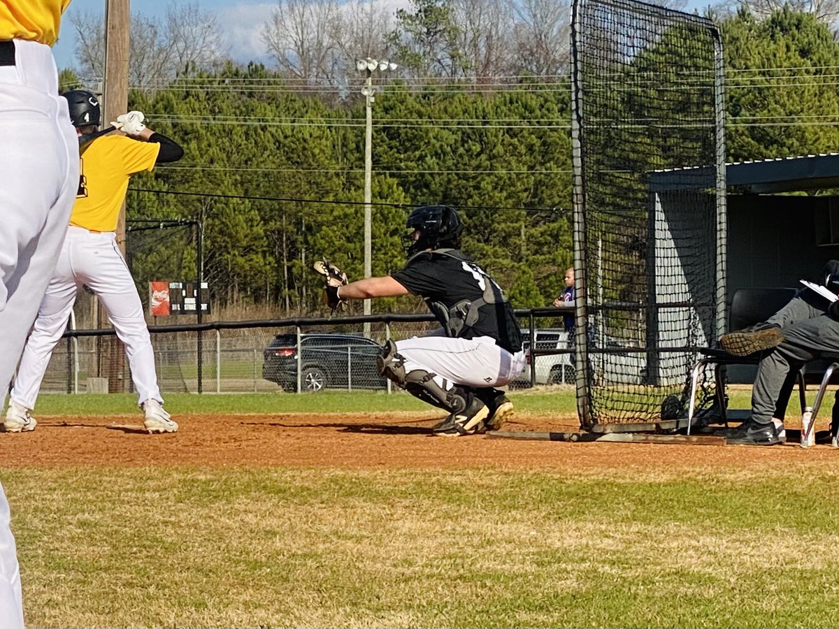 MamaJAWalters's tweet photo. Iโd be lying if I said it wasnโt awesome seeing @BrysonCWalters officially back out on that baseball field today after more than a year๐ค๐ #11 #ITABoy #readyfortheseason #catchervibes #surgerycomeback #afifthofmyheart #ourbiggestWaltersboy https://t.co/9QVHSiFNdG
