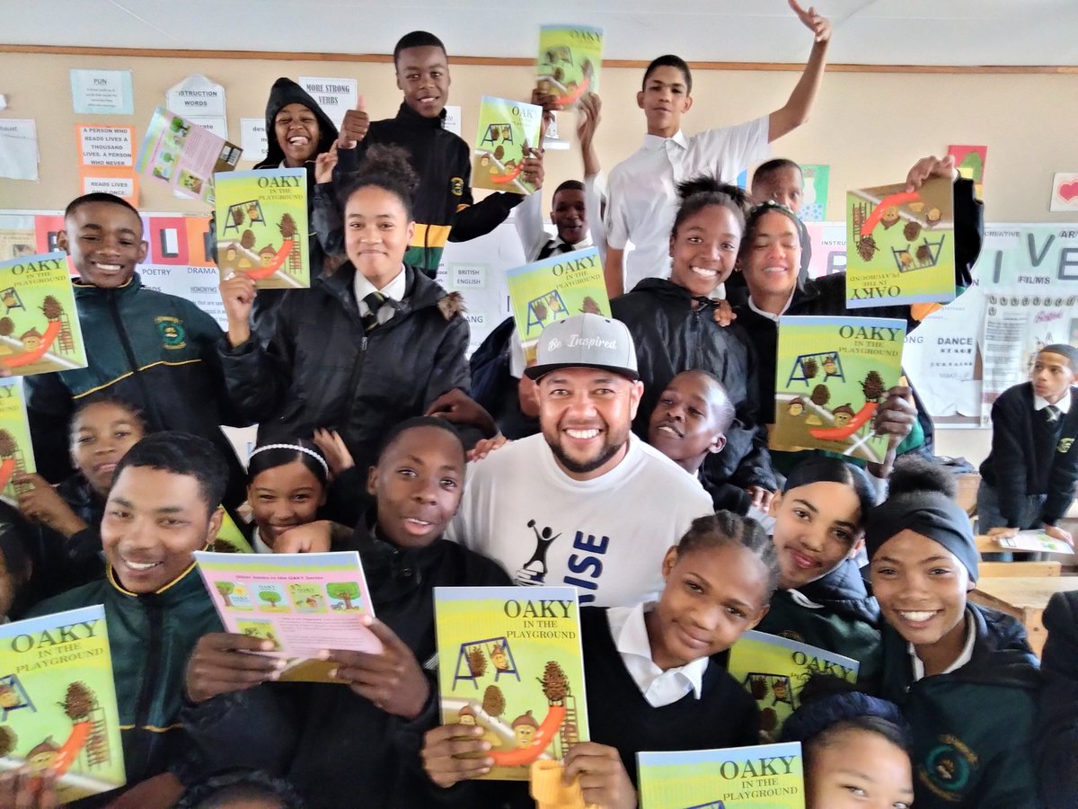 ryveilig's tweet image. Are you a teacher or principal, who wants your learners to read more? Invite Roscoe Williams from @ReadtoRise to your school, to share his captivating story and help inspire a love of books and knowledge. Thanks to @athol_williams, @TarynLock, Roscoe, and all donors. 😍