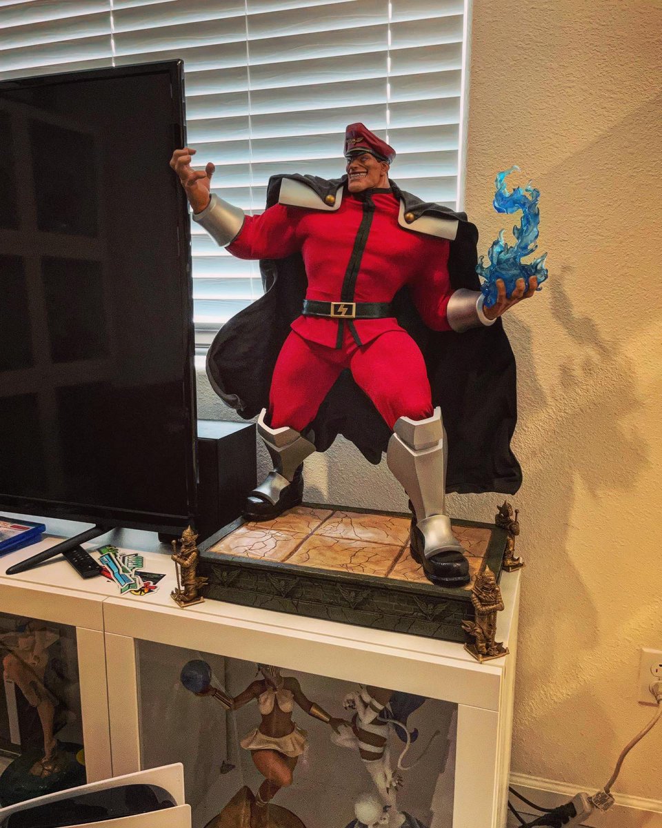 ironpinky's tweet photo. New home for bison. Not sure where to put Goro now. I had a hand in designing this figure alongside @CollectPCS Huge honor! #mbison #pcstoys #collectpcs #edwinhuang https://t.co/PFh2g1Dpow