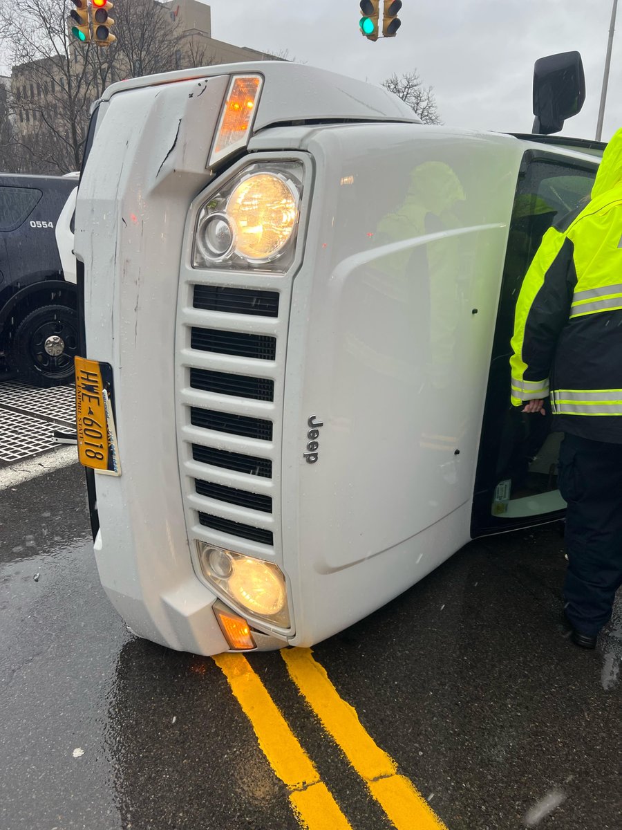 The50CalMal's tweet photo. This will buff out right? https://t.co/Urg28T04FK