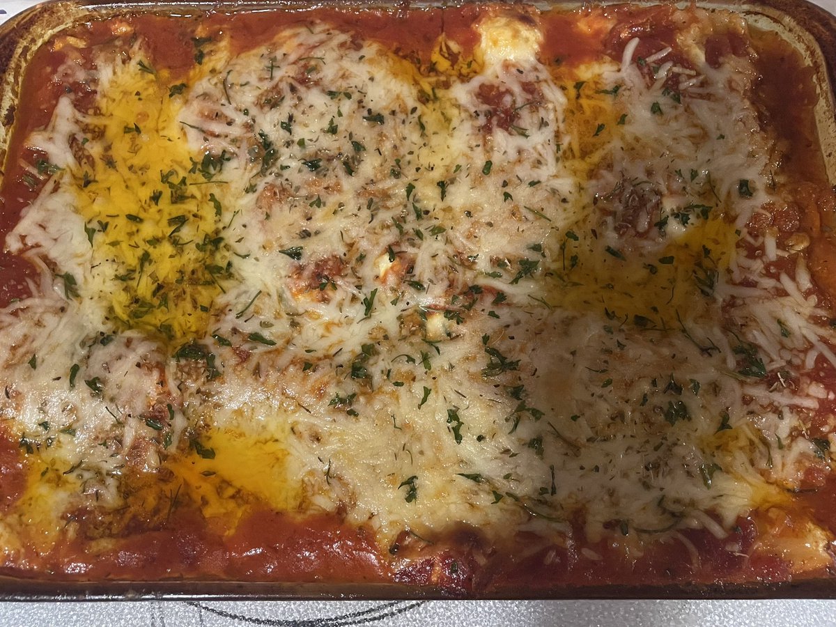 THEFLYLADY's tweet photo. Liz here: What's for dinner?
I just made Manicotti & garlic bread. #FlyLady #Routines #MenuPlanning https://t.co/D52LzvBhOF
