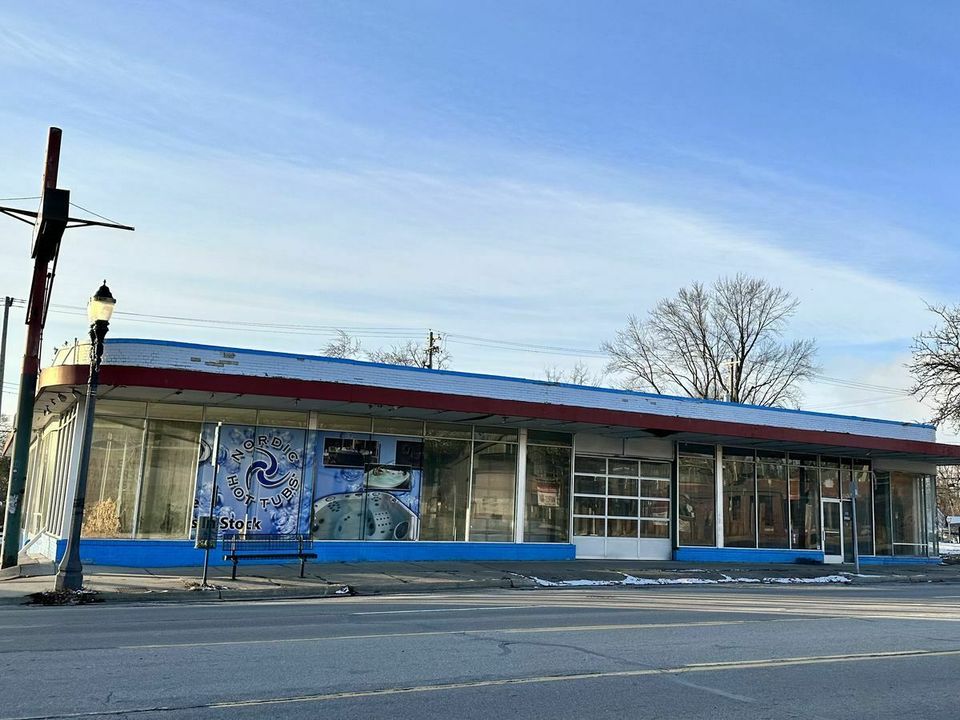 Michigan Ave Corridor Retail #Lansing #Michigan #CRE @rcgmichigan #Retail #FreeStandingBuilding thebrokerlist.com/have/michigan-…